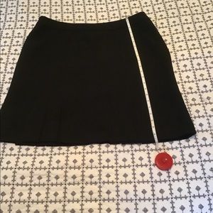 Black pleated and lined skirt size 16